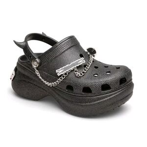 CROCS LE SSERAFIM BAE CLOGS